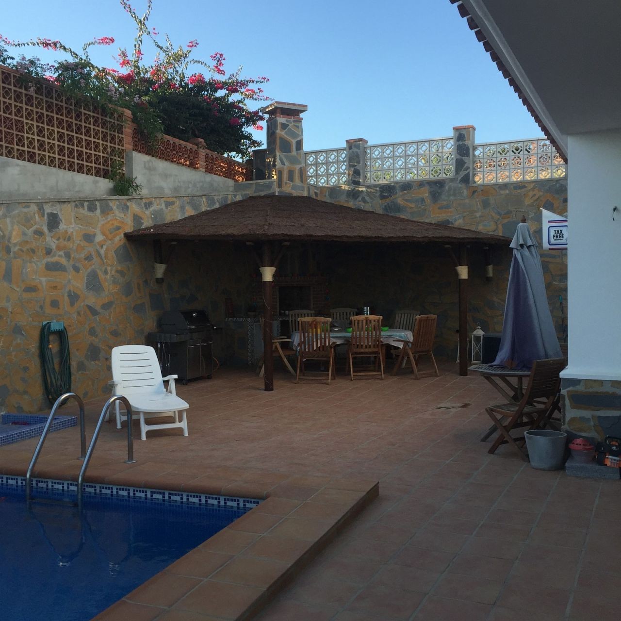 Chalet independiente en venta en Benajarafe, Rincón de la Victoria